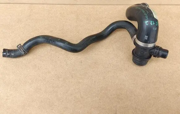 BMW 2 F22 F23 Engine coolant pipe/hose 7639997 11537639997 16269713