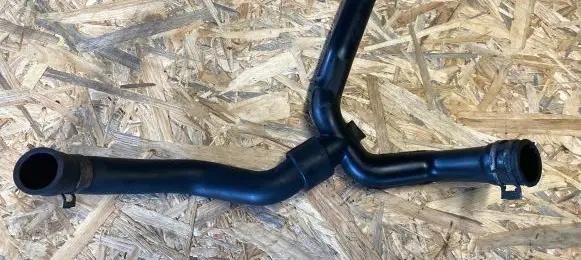 Ford Connect Breather hose/pipe YS6Q6K869AB