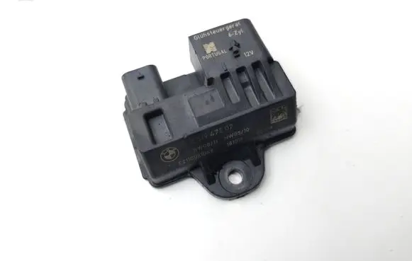 Glow plug pre-heat relay