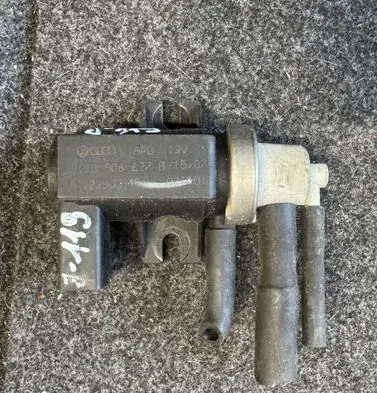 Volkswagen Caddy Turbo solenoid valve 1J0906627B 72290345