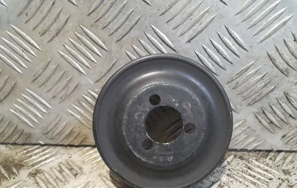 Volkswagen Golf IV Power steering pump pulley 030145269A