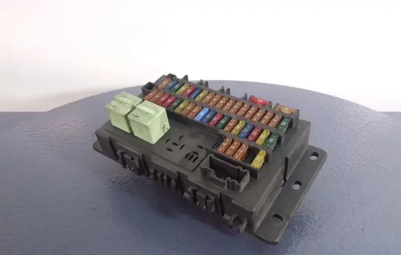 Mini One - Cooper R50 - 53 Fuse box set 175919070102