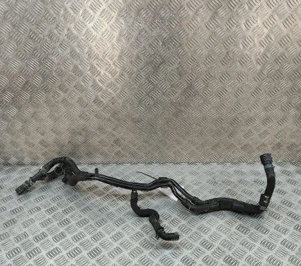 Volkswagen Tiguan Engine coolant pipe/hose 5QF121065B