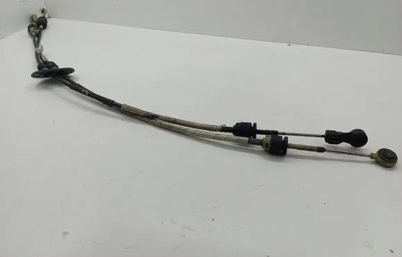 Ford C-MAX II Gear shift cable linkage AV6R7E395GB