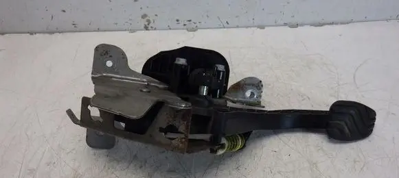 Renault Megane IV Clutch pedal 465033065R