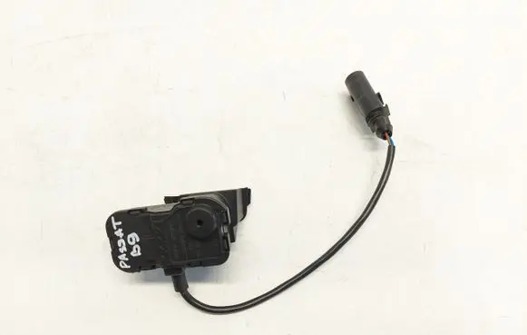 Volkswagen PASSAT B9 Fuel tank cap lock 5H0810773JLK01
