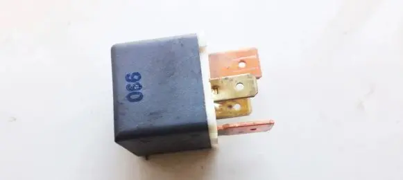 Volkswagen Polo Other relay 191937503