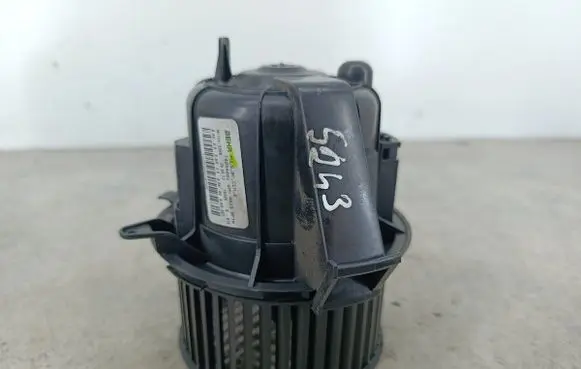 Citroen DS3 Heater fan/blower T4054001BEHR