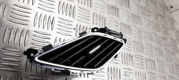 Dashboard side air vent grill/cover trim