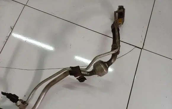 Hyundai i30 Air conditioning (A/C) pipe/hose 