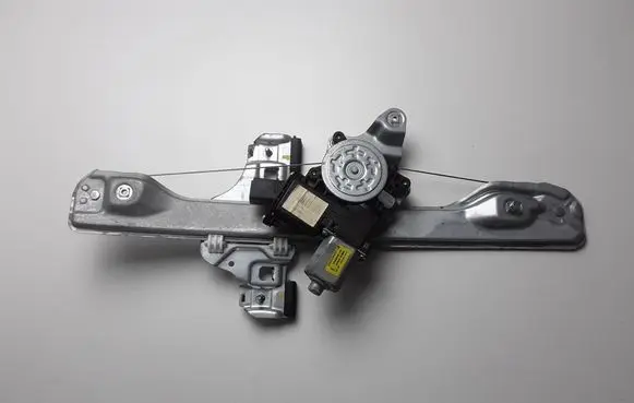 Opel Mokka Rear door manual window regulator 98810SUV20