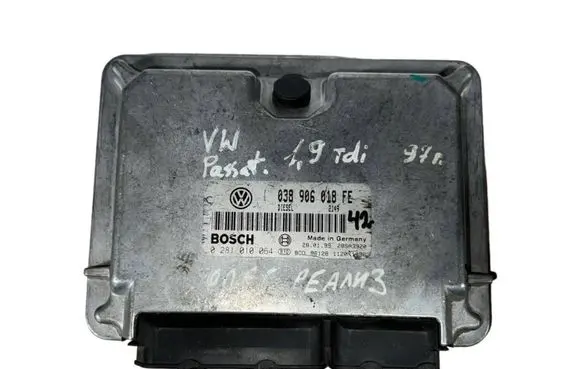 Volkswagen PASSAT B5 Engine control unit/module 038906018FE 0281010064 28SA3920