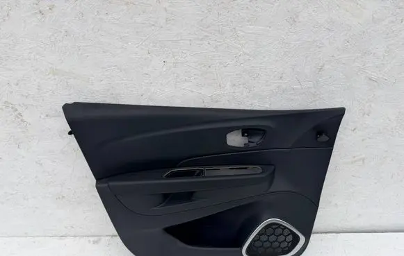 Renault Captur Front door card panel trim 156141972