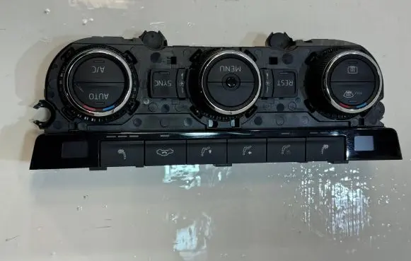 Skoda Superb B8 (3V) Climate control unit 3V0907044AR