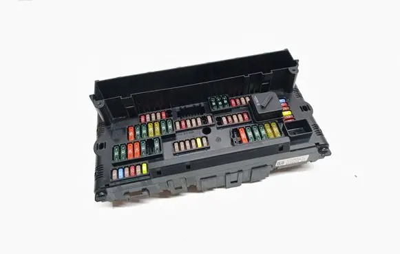 BMW 6 F12 F13 Fuse module 9252815