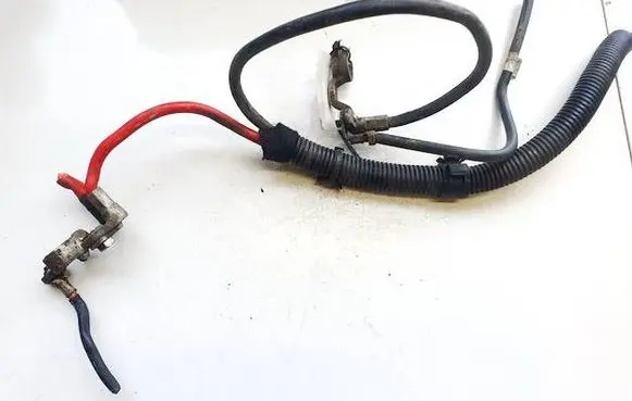 Opel Corsa D Positive cable (battery) 