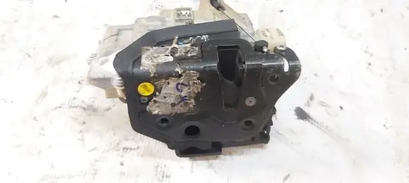 Seat Leon (1P) Rear door lock