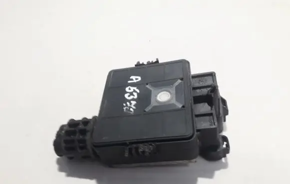 Hyundai Sonata Coolant fan relay 253853K210 25385-3K210