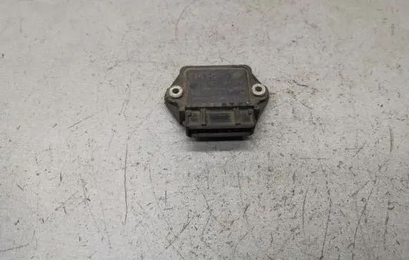 Volkswagen Golf II Ignition amplifier control unit 0227100137 211905351A