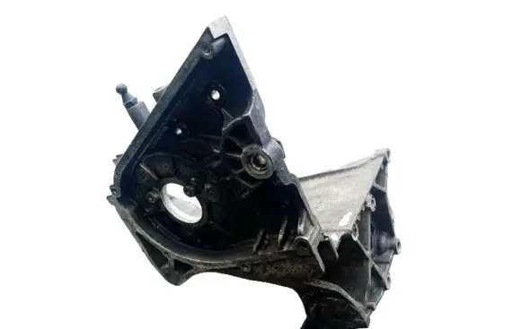 Opel Insignia A Engine mounting bracket