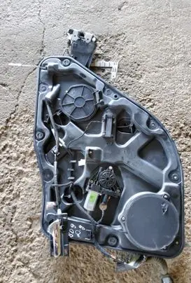 Dodge Durango Rear door window regulator with motor 58915 68231076AA