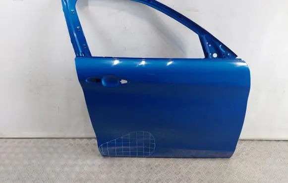 Alfa Romeo Stelvio Front door