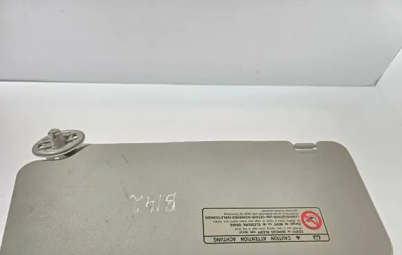 Sun visor