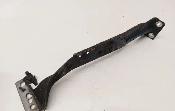 Audi A4 Allroad Fender mounting bracket 