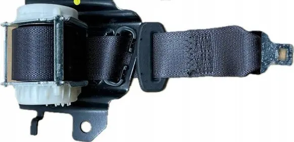 Cadillac Escalade IV Middle seatbelt (rear) 23104014