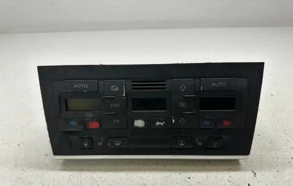 Audi A4 S4 B7 8E 8H Climate control unit 8E0820043J