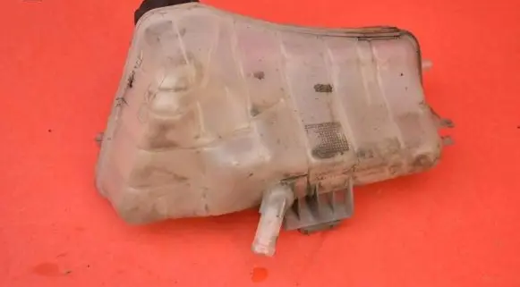 Renault Kangoo II Coolant expansion tank/reservoir 8200455786