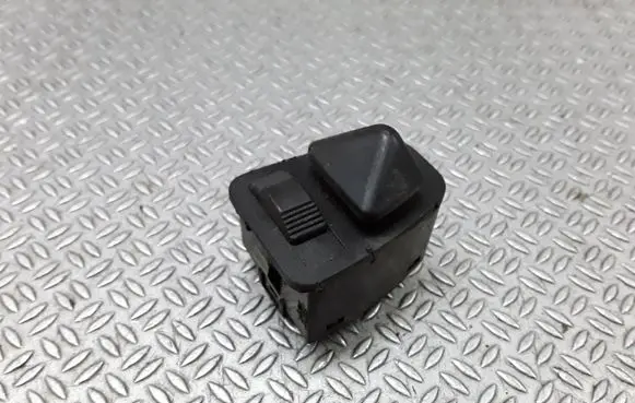 BMW 3 E46 Wing mirror switch 613183736919