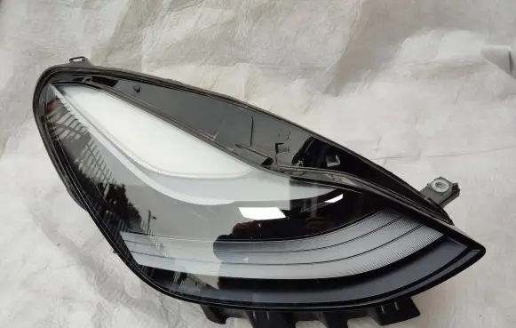 Tesla Model Y Headlight/headlamp 151495300D CJW21365101409 01531912