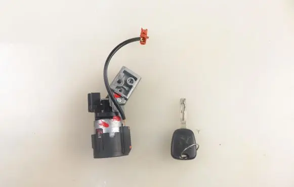 Peugeot 207 Ignition lock 9663123280