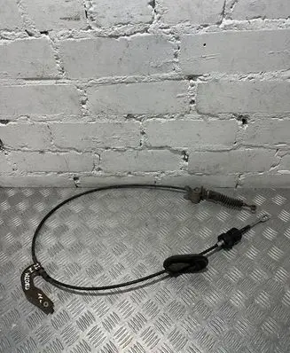Gear shift cable linkage