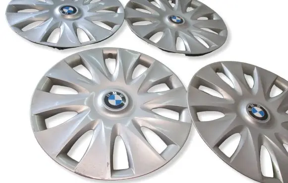 BMW 1 E81 E87 R16 wheel hub/cap/trim 17812610 6791806 PA6M20