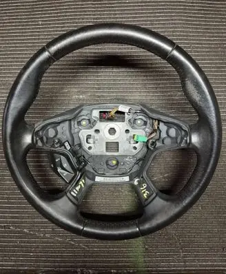 Ford Focus Steering wheel AM5T9E740AB 14MAR12DR2