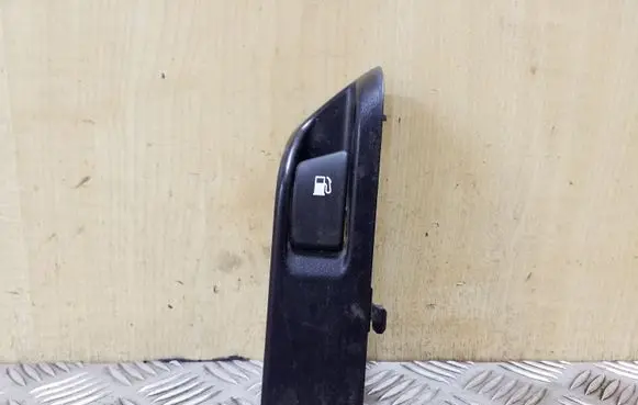 Toyota Verso Fuel cap release pull handle 