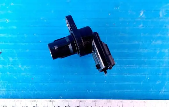Chrysler Voyager Camshaft position sensor 0281002667