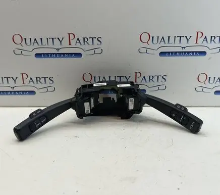Volvo XC60 Wiper turn signal indicator stalk/switch 31313811