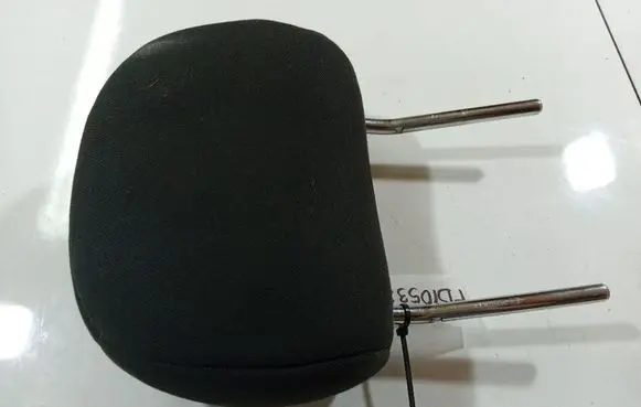 Opel Zafira A Front seat headrest 
