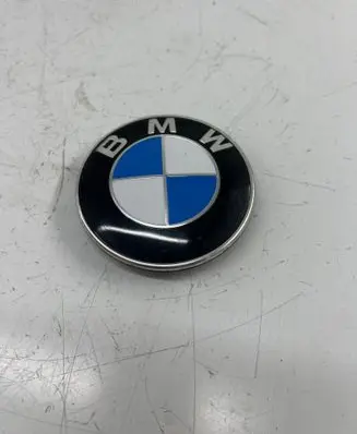 BMW M4 F82 F83 Manufacturer badge logo/emblem 8132375