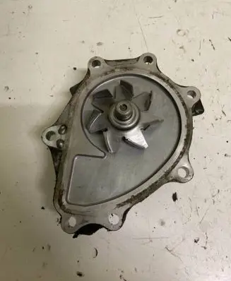 Toyota Corolla Verso AR10 Water pump CC31