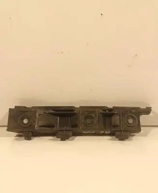 Volkswagen PASSAT B6 Front bumper mounting bracket 3C0807184