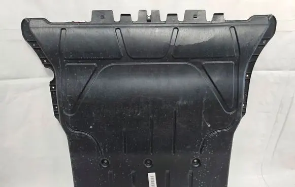 Engine splash shield/under tray