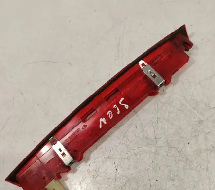 Renault Scenic II - Grand scenic II Third/center stoplight 8200073239