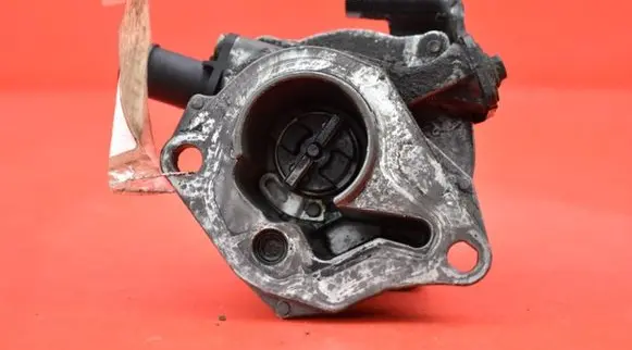 Renault Kangoo II Vacuum pump