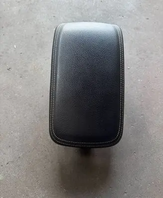 Mercedes-Benz CLA C117 X117 W117 Armrest 