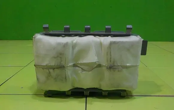 Toyota Prius (XW20) Passenger airbag 