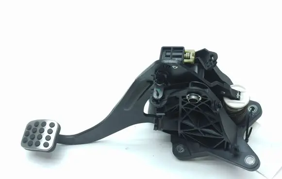 Mercedes-Benz B W246 W242 Clutch pedal A2462900619 PP204291024 A2462900312